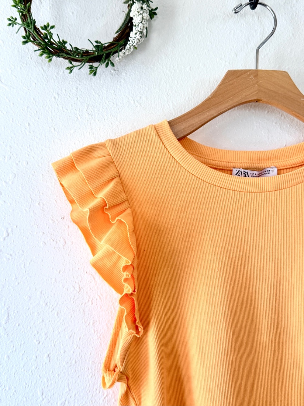 Zara Orange (Melon) Ribbed Ruffle Sleeve Crop Top NWT Size Large Stretch Cotton